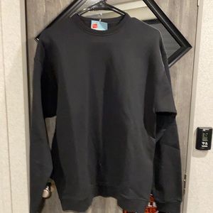 Man’s Hanes Sweat Shirt